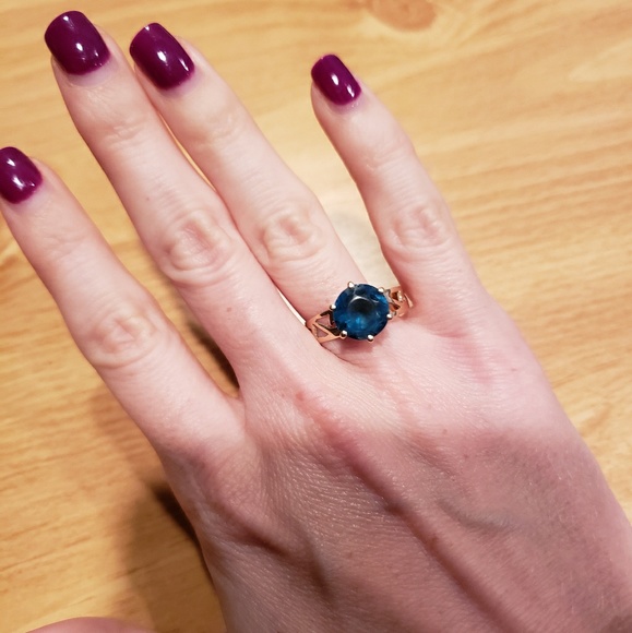 Jewelry - 14k Yellow Gold Aquamarine Ring